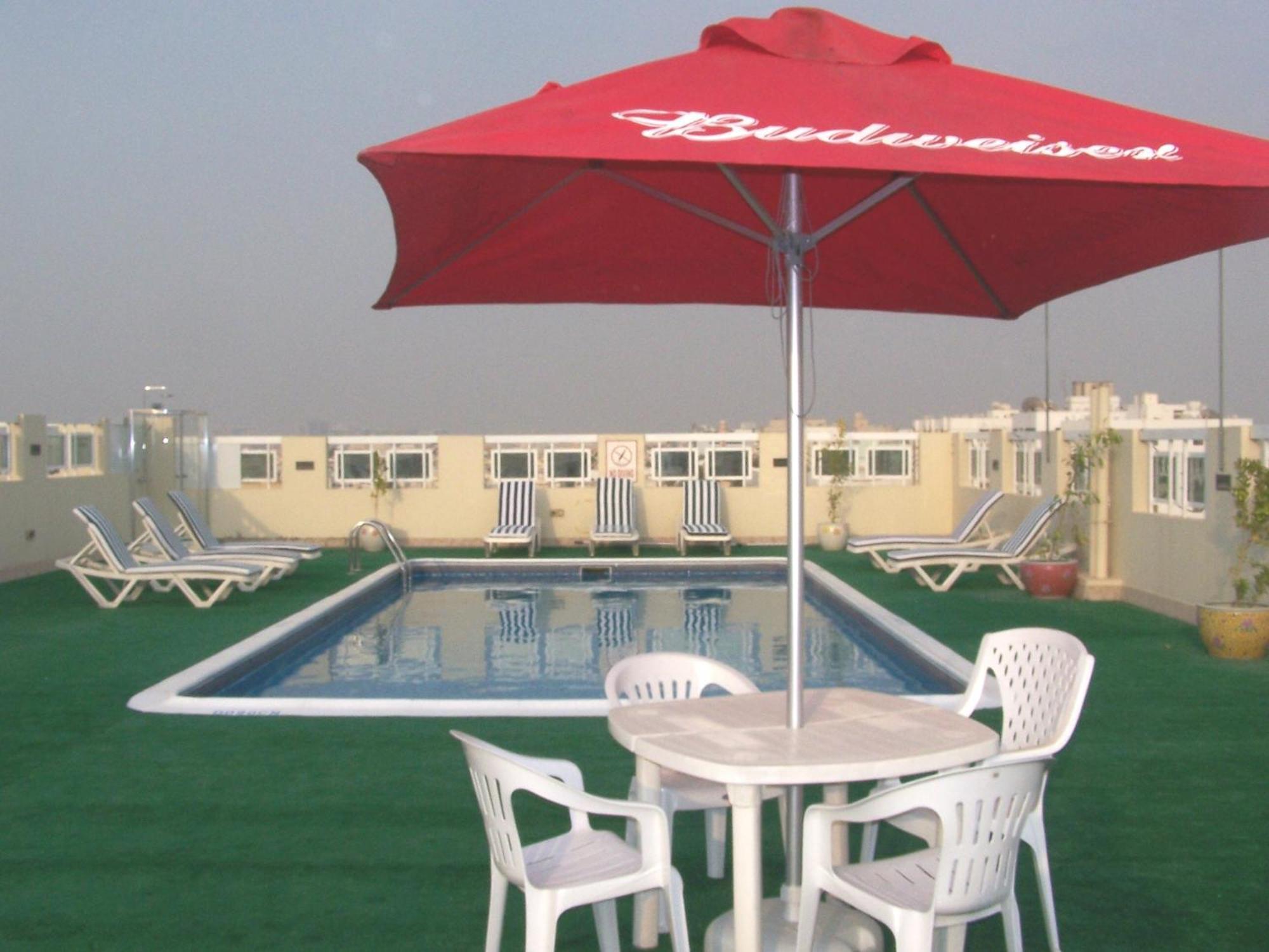 Benta Grand Hotel Llc Dubai Eksteriør bilde