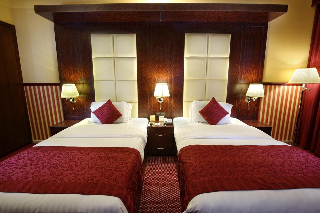 Benta Grand Hotel Llc Dubai Eksteriør bilde