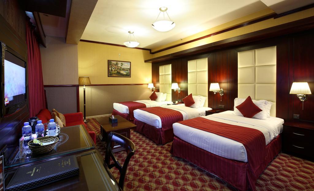 Benta Grand Hotel Llc Dubai Eksteriør bilde