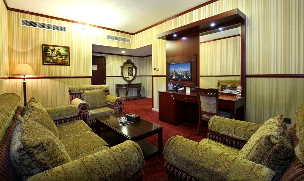 Benta Grand Hotel Llc Dubai Eksteriør bilde