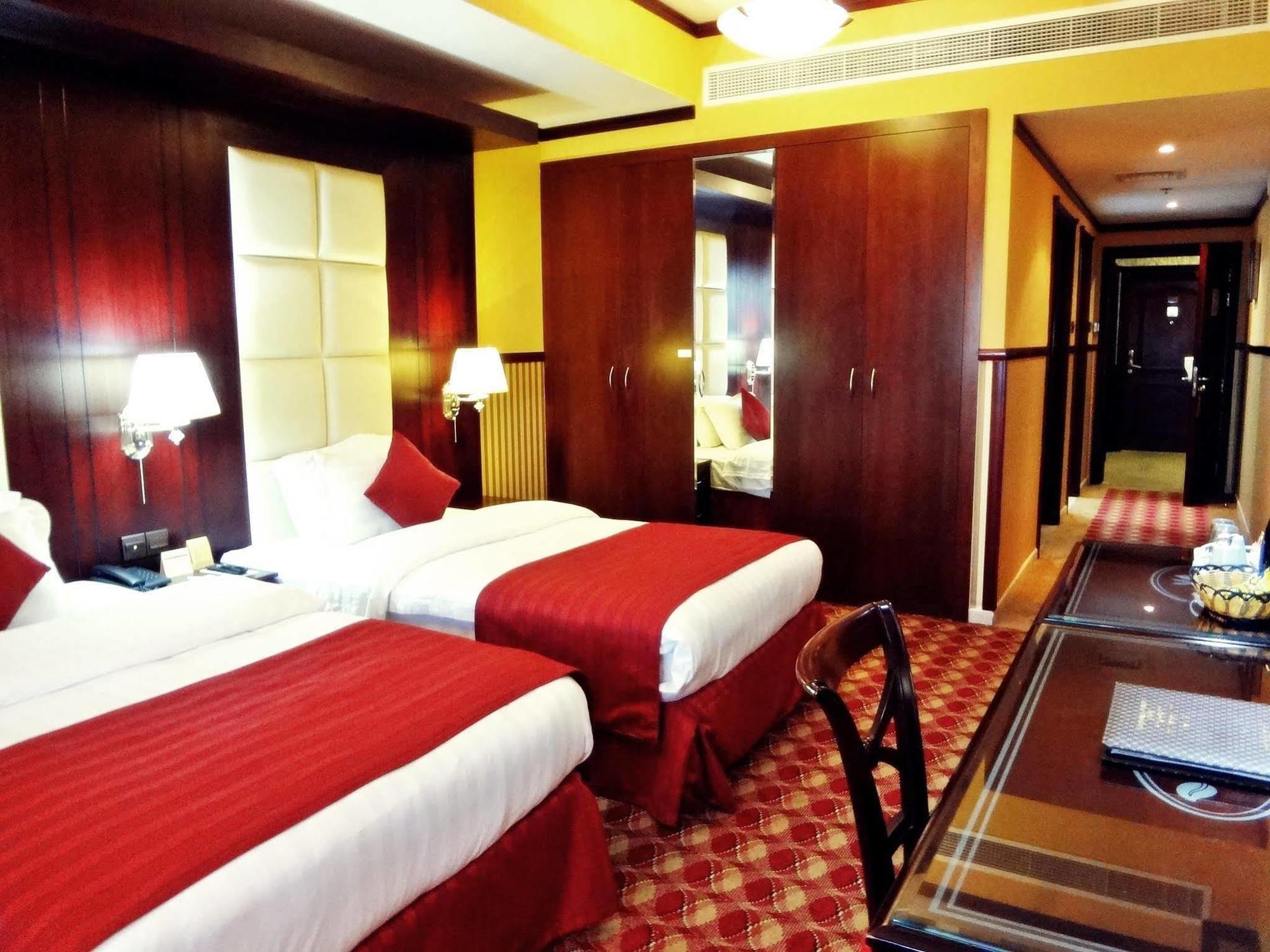 Benta Grand Hotel Llc Dubai Eksteriør bilde